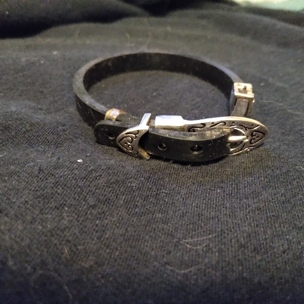 Belt bracelets - Picture 11 of 13